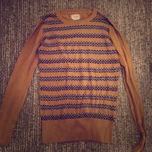 Cute, lightweight urban outfitters sweater